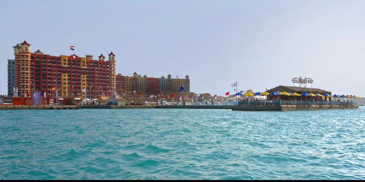 Sea View Apartment In Porto Marina El Alamein Exteriér fotografie